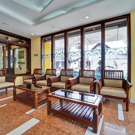 Super Townhouse Ernakulam North Ξενοδοχείο Kochi Εξωτερικό φωτογραφία