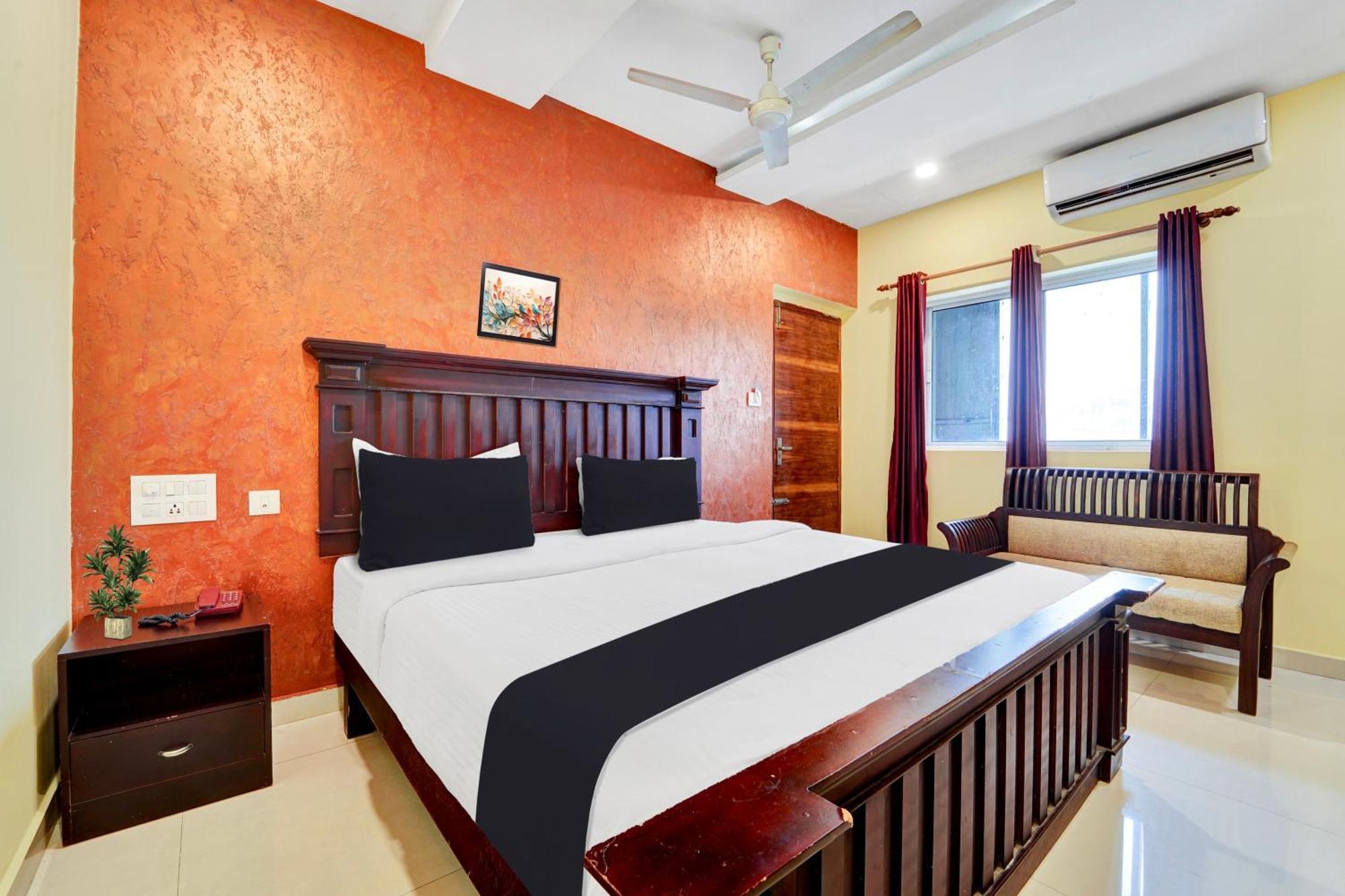 Super Townhouse Ernakulam North Ξενοδοχείο Kochi Εξωτερικό φωτογραφία