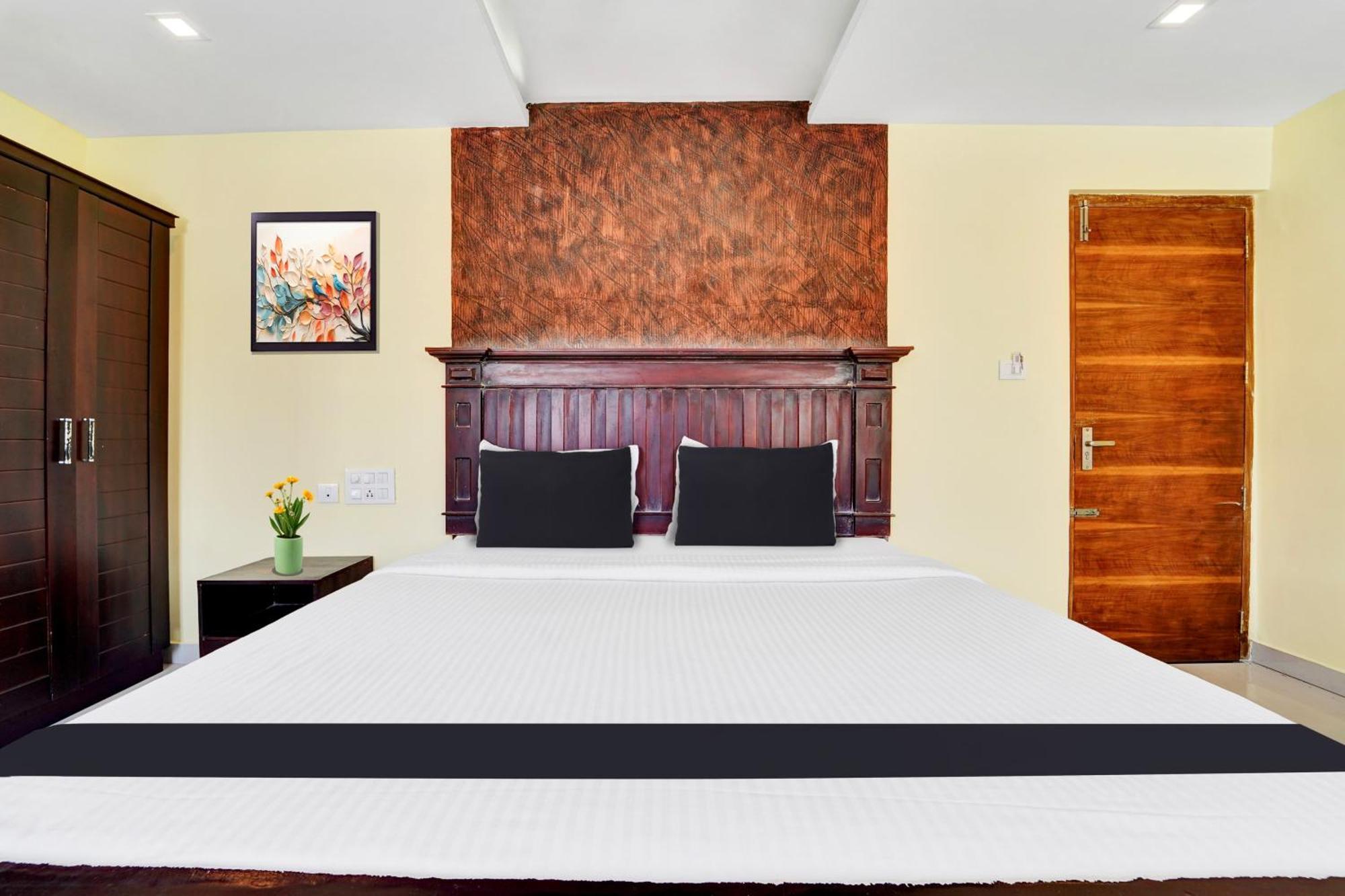 Super Townhouse Ernakulam North Ξενοδοχείο Kochi Εξωτερικό φωτογραφία