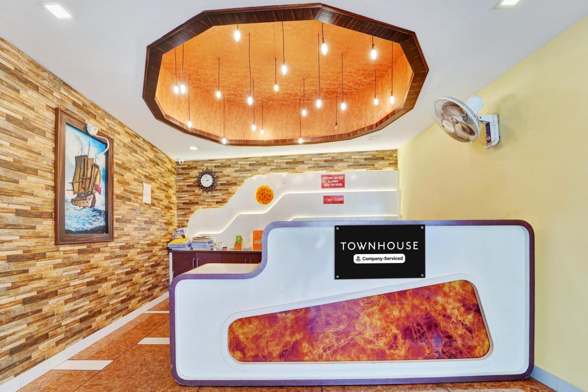 Super Townhouse Ernakulam North Ξενοδοχείο Kochi Εξωτερικό φωτογραφία