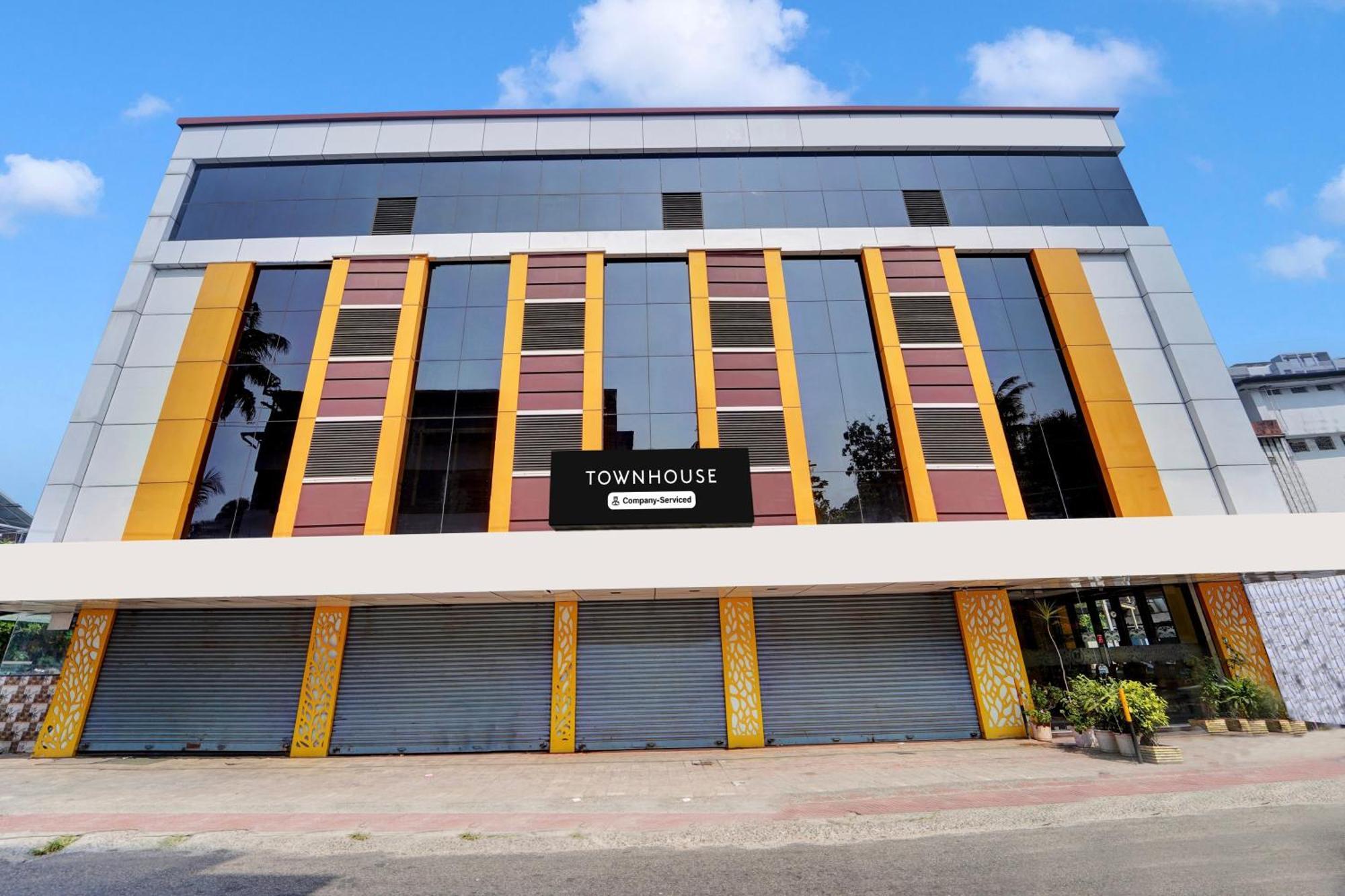 Super Townhouse Ernakulam North Ξενοδοχείο Kochi Εξωτερικό φωτογραφία