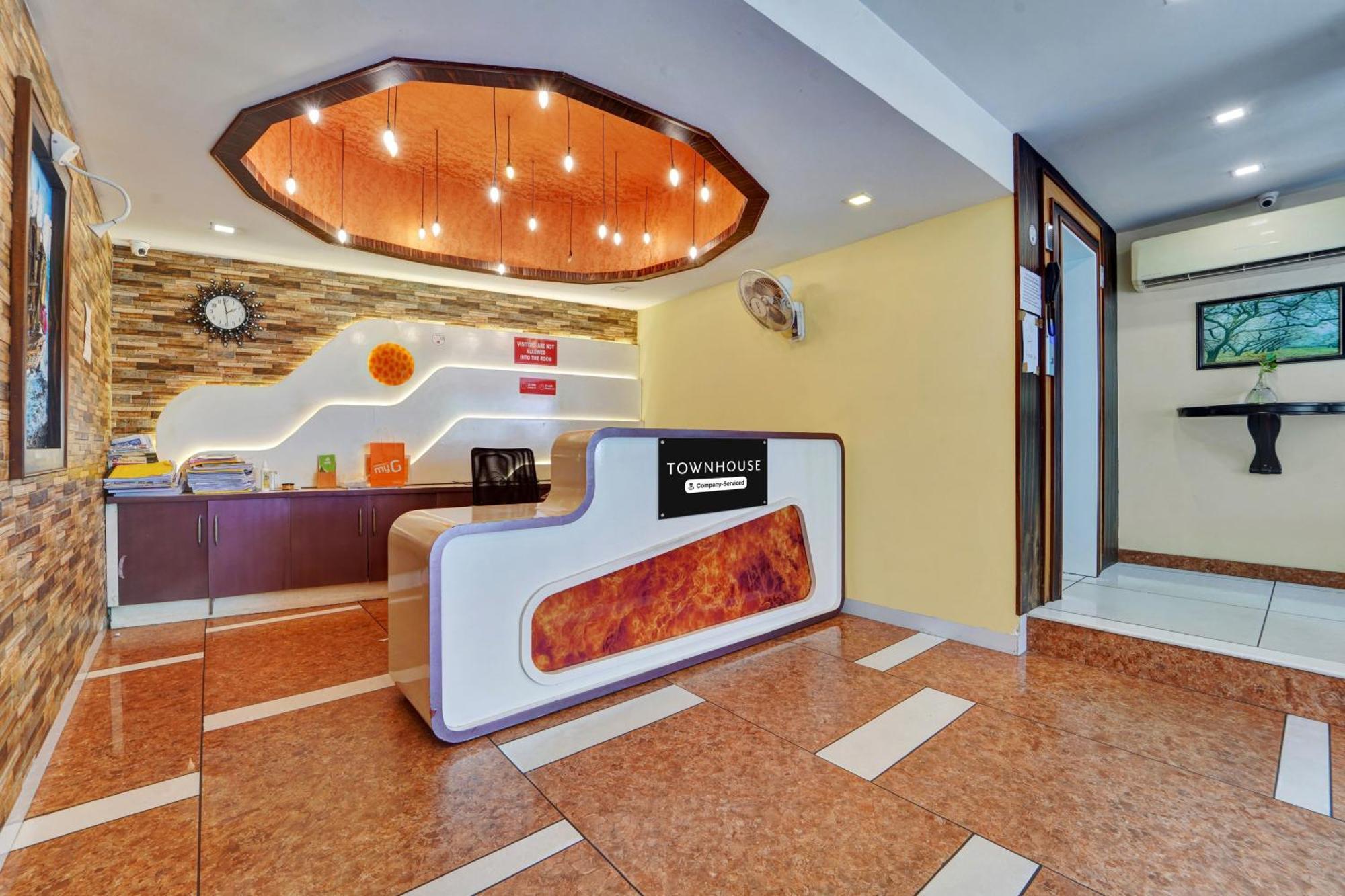 Super Townhouse Ernakulam North Ξενοδοχείο Kochi Εξωτερικό φωτογραφία