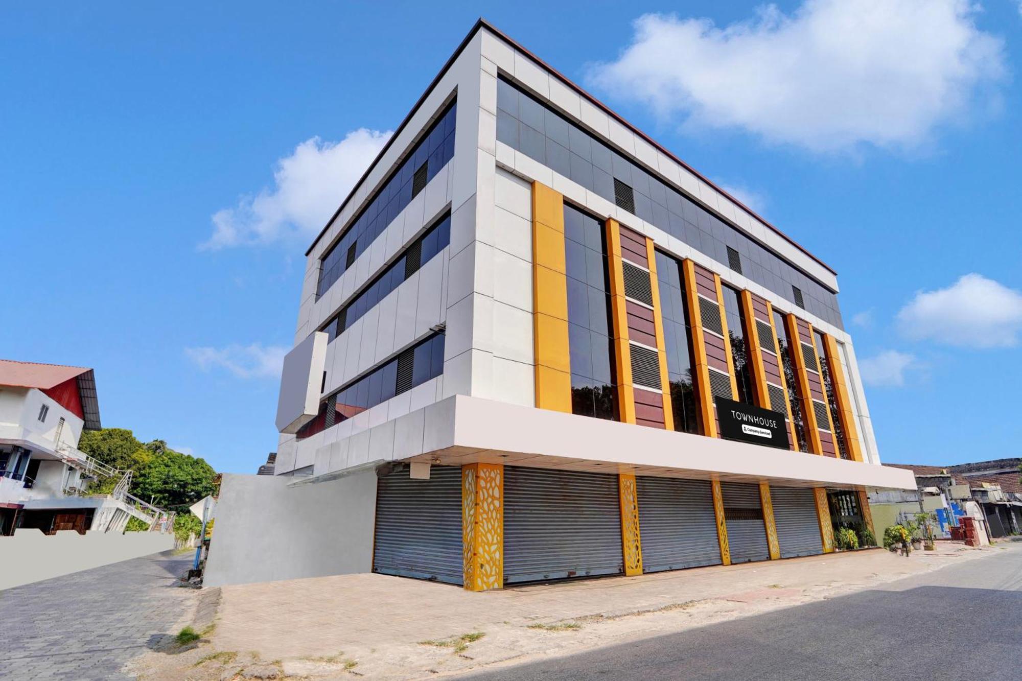 Super Townhouse Ernakulam North Ξενοδοχείο Kochi Εξωτερικό φωτογραφία
